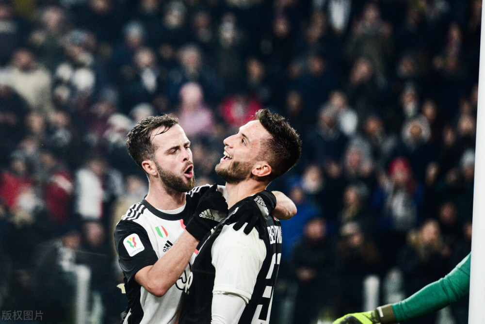 然而在一系 然而在一系