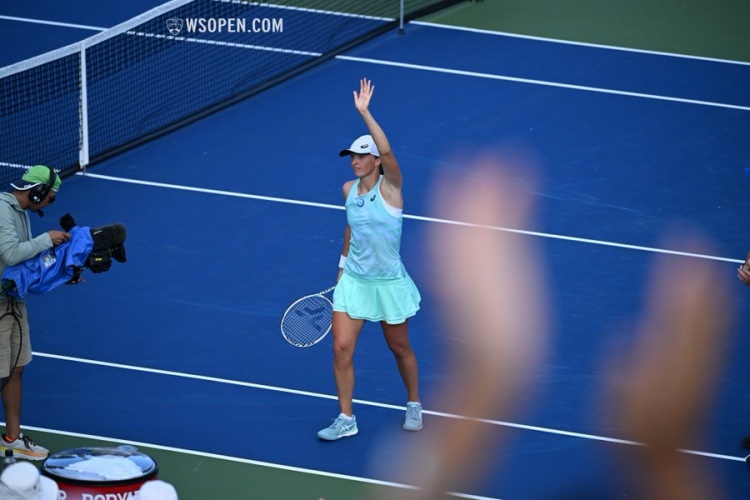 这场位于 这场位于