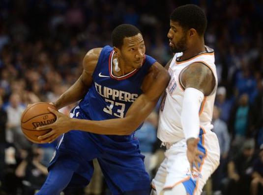 比拼中上演 比拼中上演